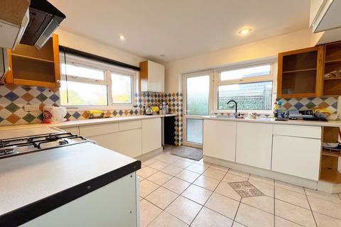 4 bedroom detached bungalow for sale, 15 Trepit Road, Cowbridge, The Vale of Glamorgan CF71 7QL