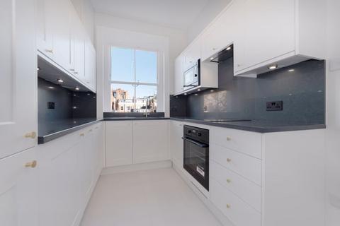 2 bedroom apartment to rent, Randolph Avenue,