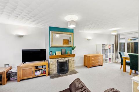 undefined, Kennedy Avenue, East Grinstead RH19