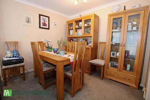 3 bedroom terraced house for sale, Galloway Close, Turnford