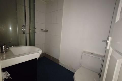 2 bedroom apartment to rent, Apartment 42, Excelsior House, St. Johns Road, Huddersfield