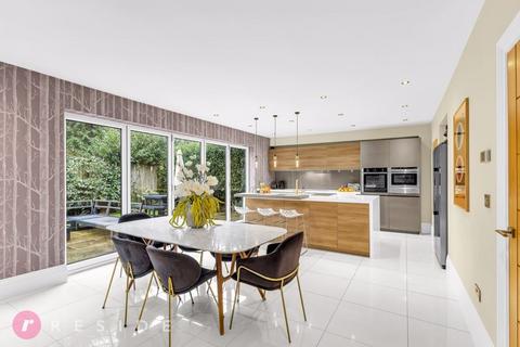 5 bedroom detached house for sale, Norden Road, Rochdale OL11