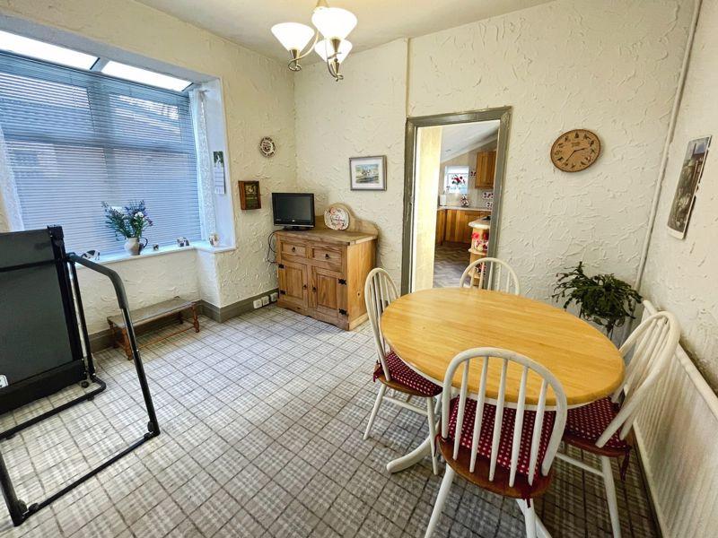 Breakfast Room