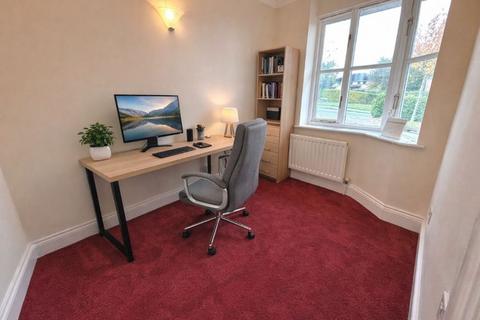 4 bedroom detached house for sale, Canesworde Road, Dunstable