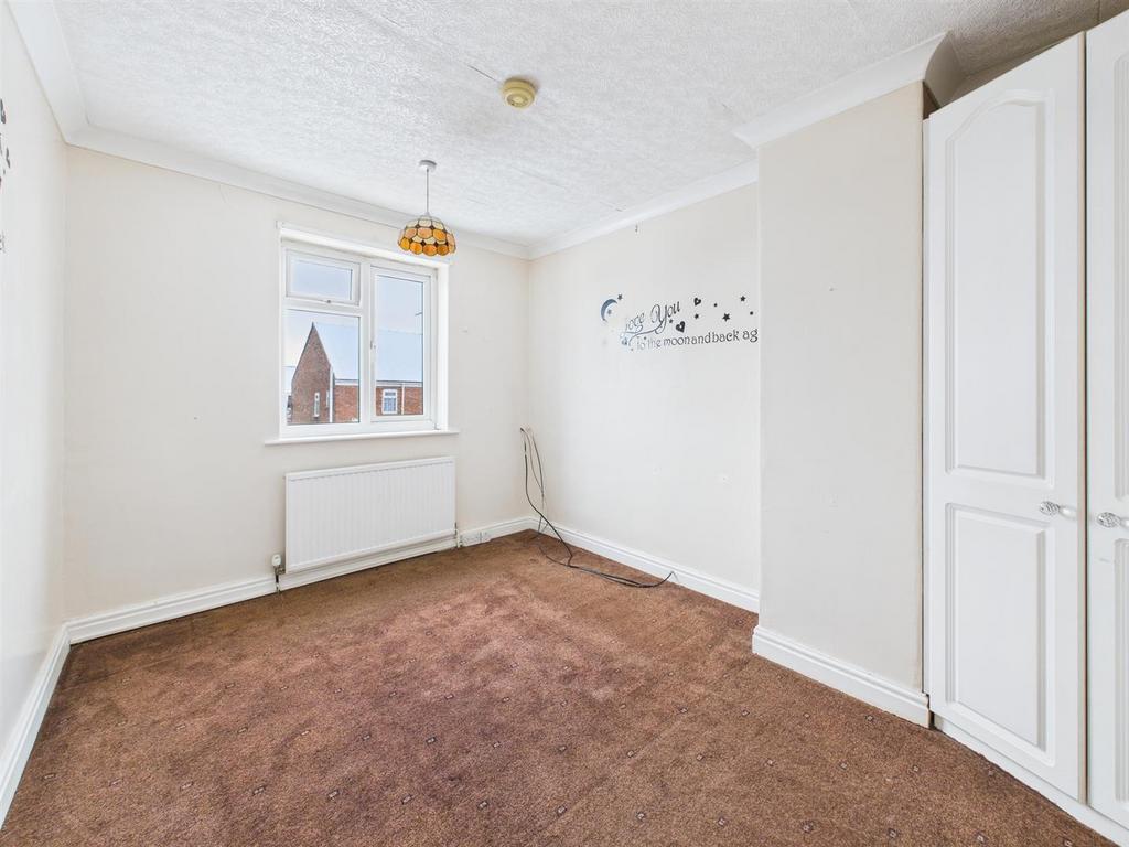 Bedroom: