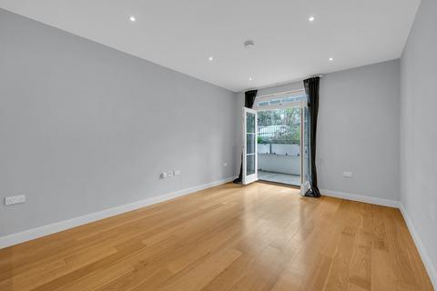 3 bedroom ground floor flat for sale, Mycenae Road, London SE3