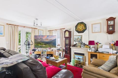 undefined, Gulval, Penzance - Park home with garden and parking.