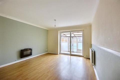 undefined, Pym Leys, Nottingham