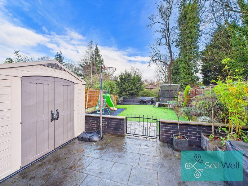 Patio Area &amp; Shed