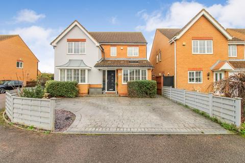 4 bedroom detached house for sale, Pickering Close, Sandy SG19