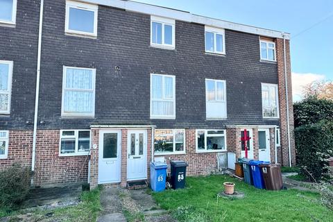 undefined, Boyce Road, Stanford-Le-Hope, SS17