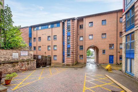 undefined, 2 Wishart Archway, ,