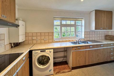 undefined, Addington Road, Sanderstead, Surrey, CR2 8RA