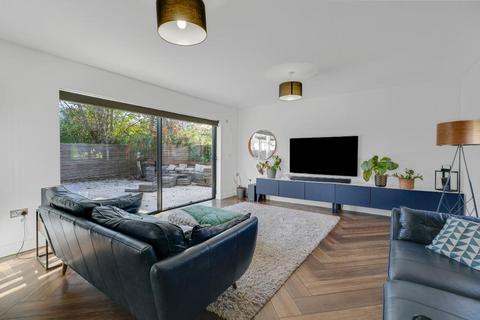 undefined, Shenley Lodge, Milton Keynes MK5
