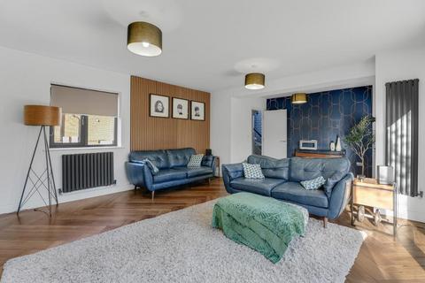 undefined, Shenley Lodge, Milton Keynes MK5