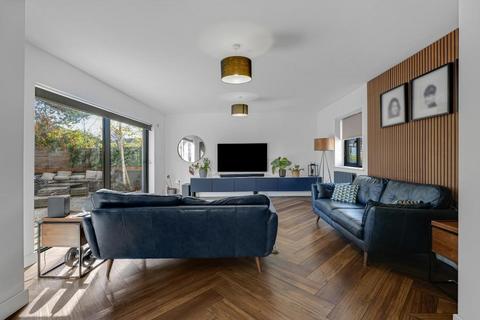 undefined, Shenley Lodge, Milton Keynes MK5