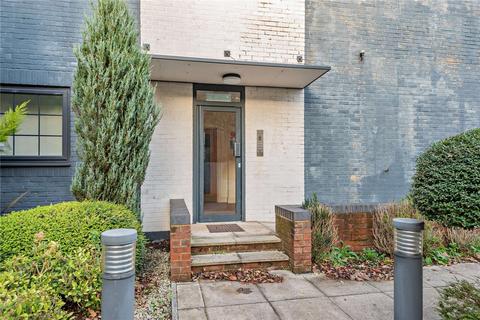 undefined, Kelvin Road, Newbury, Berkshire, RG14