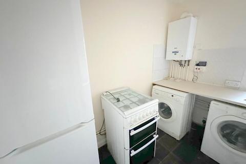 undefined, Grove Road, Luton, LU1 1QJ