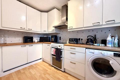 undefined, Icknield Road, Icknield, Luton, Bedfordshire, LU3 2PA