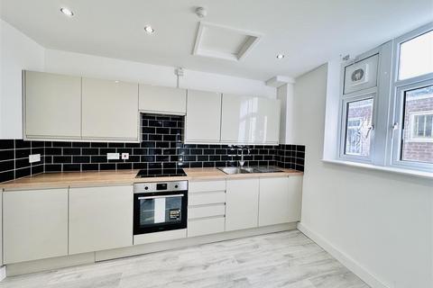 3 bedroom apartment for sale, Newbury Street, Wantage OX12