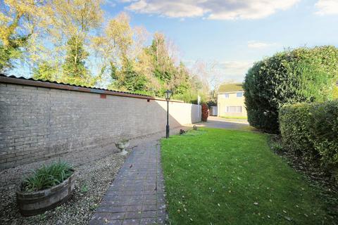 undefined, High Path, Wolverhampton WV6