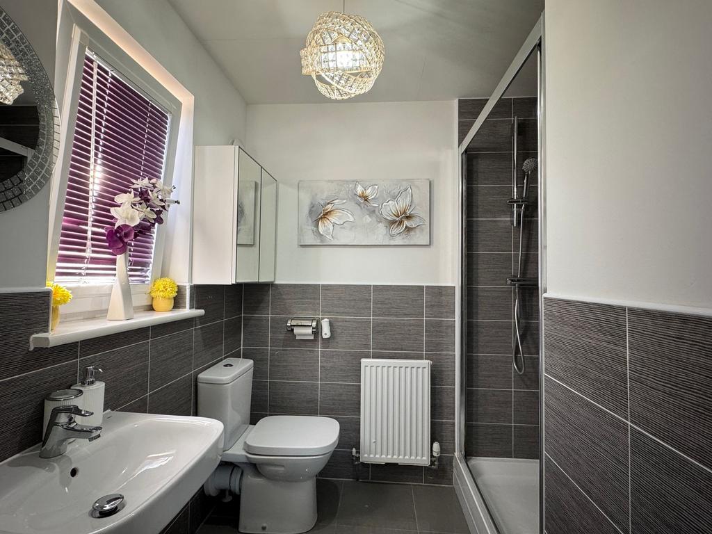 Master En-Suite