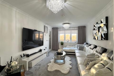 4 bedroom detached house for sale, Buttercup Crescent, Glasgow G72