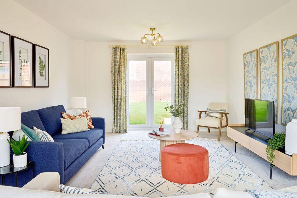 Resized for CMS - Lyneham Fields Kempthorne...