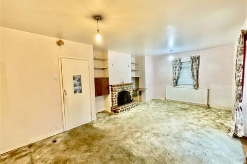 3 bedroom semi-detached house for sale, Ravenscroft Crescent, Sheffield, S13 8PQ
