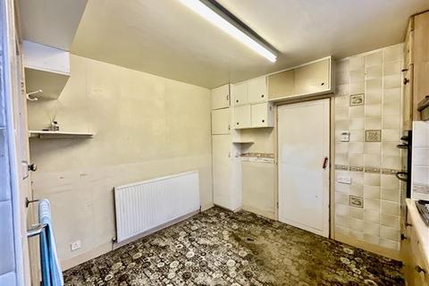 3 bedroom semi-detached house for sale, Ravenscroft Crescent, Sheffield, S13 8PQ