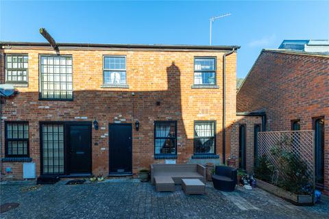 undefined, Taylors Court, Silver Street, Newport Pagnell, Buckinghamshire, MK16