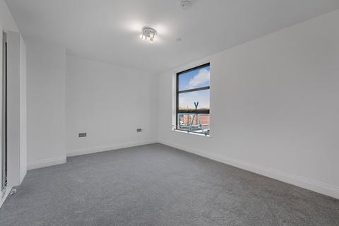 2 bedroom apartment to rent, Meridian Point, Creek Road, SE8