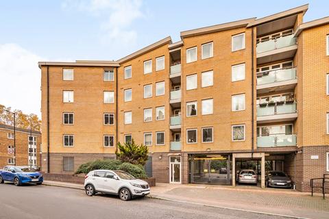 2 bedroom flat for sale, Yeoman Street, London, SE8