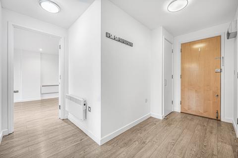 2 bedroom flat for sale, Yeoman Street, London, SE8