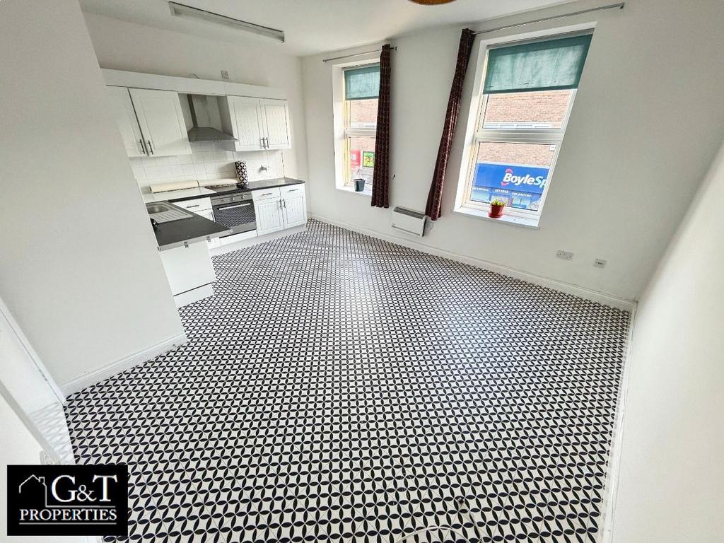 Kitchen/Living Area