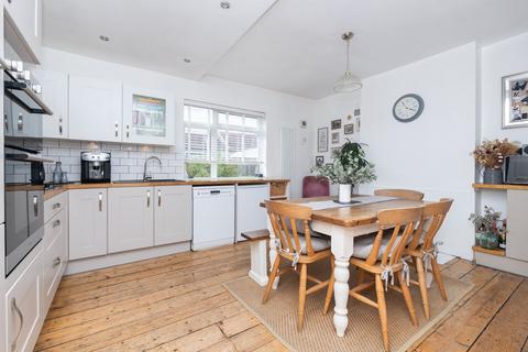 undefined, Kingswood, Bristol BS15