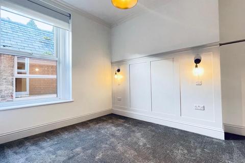 undefined, Flat 4, 19 Worcester Road , Malvern , Worcestershire