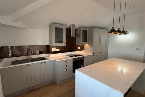 undefined, Flat 3, 19 Worcester Road, Malvern, Worcestershire, WR14