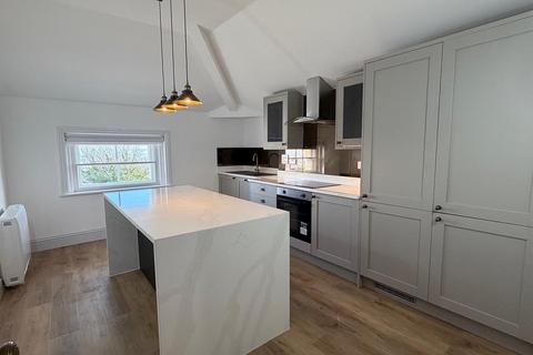 undefined, Flat 3, 19 Worcester Road, Malvern, Worcestershire, WR14