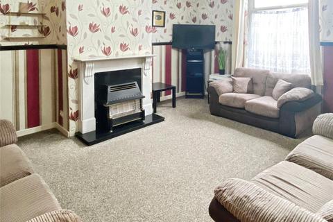 3 bedroom terraced house for sale, Parker Street, Heckmondwike, WF16