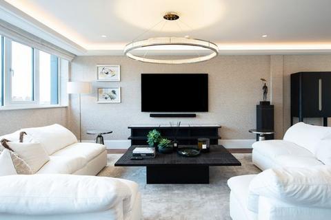 3 bedroom apartment to rent, South Kensington, London W8