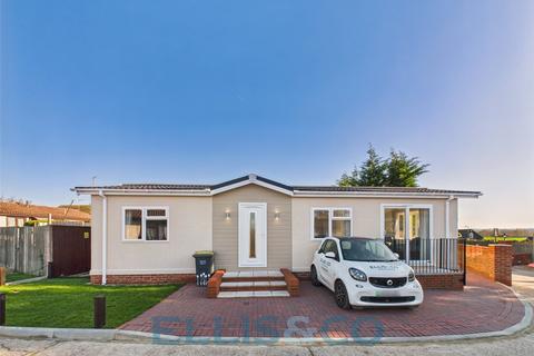 2 bedroom detached house for sale, Bourne Park, Golden Green, Tonbridge, Kent, TN11