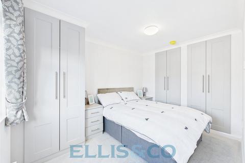 2 bedroom detached house for sale, Bourne Park, Golden Green, Tonbridge, Kent, TN11