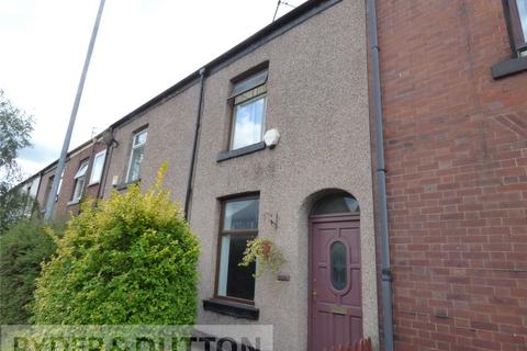 2 bedroom terraced house to rent, Queens Park Road, Heywood, Greater Manchester, OL10