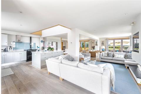 4 bedroom house for sale, Shore Road, Bosham, Chichester, West Sussex, PO18