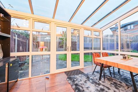 3 bedroom semi-detached house to rent, Friars Mead, E14, Isle Of Dogs, London, E14