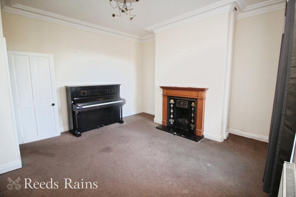 Dining/Sitting Room