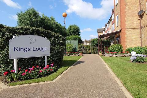 undefined, Kingsway, London N12