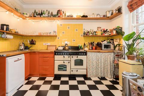 2 bedroom flat for sale, Grimston Gardens, Folkestone CT20