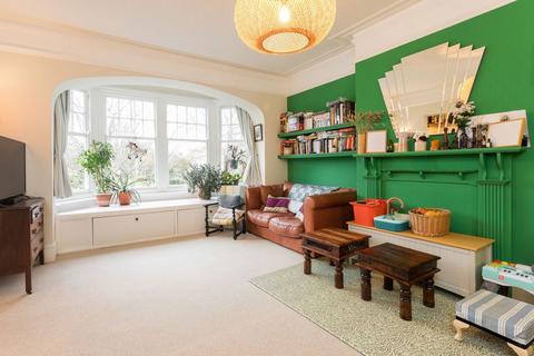 2 bedroom flat for sale, Grimston Gardens, Folkestone CT20
